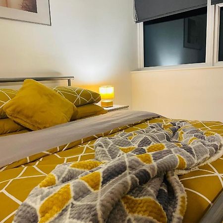 #0509 Two Bedroom Serviced Apartment- Free Parking Derby Zewnętrze zdjęcie