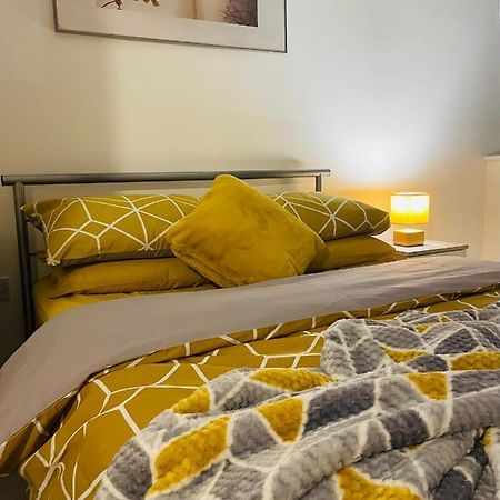 #0509 Two Bedroom Serviced Apartment- Free Parking Derby Zewnętrze zdjęcie
