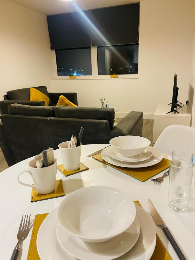 #0509 Two Bedroom Serviced Apartment- Free Parking Derby Zewnętrze zdjęcie